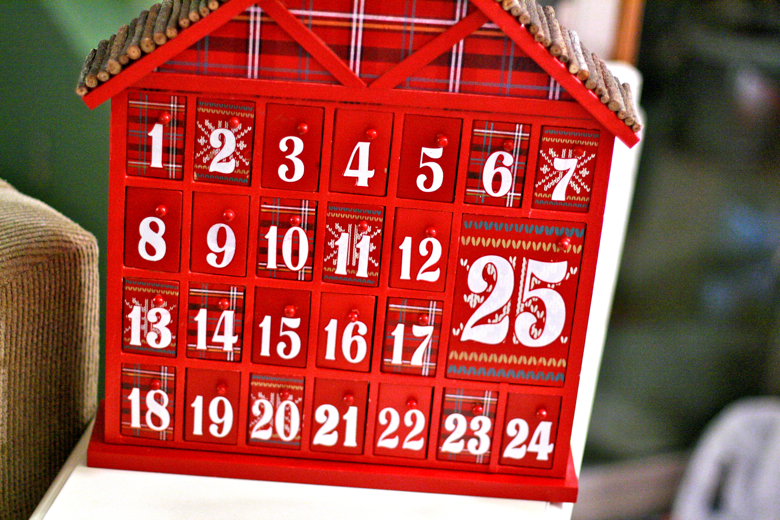 advent-calendar-closeup